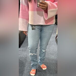 NWT KanCan High-Rise Distressed Blue Jeans